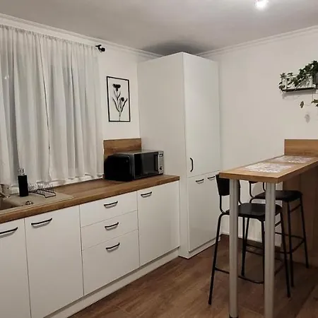 Apartment Rose Garden House