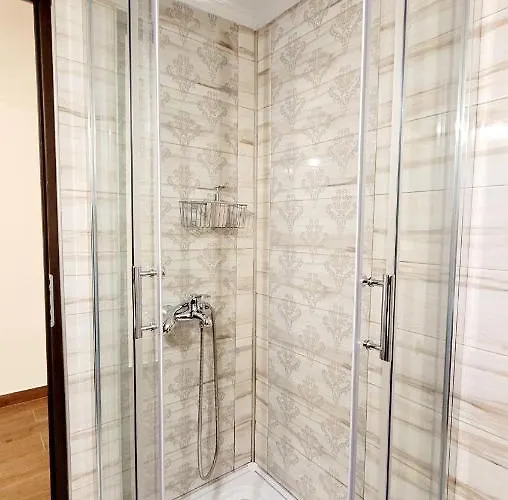 Rose Garden House * Bucarest